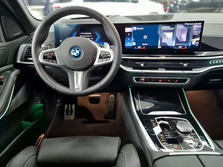 BMW X5 2023 года за 64 900 000 тг. в Алматы – фото 17