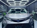 Toyota Sienna 2021 года за 19 300 000 тг. в Алматы