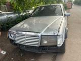 Mercedes-Benz E 300 1993 года за 10 000 тг. в Астана – фото 2