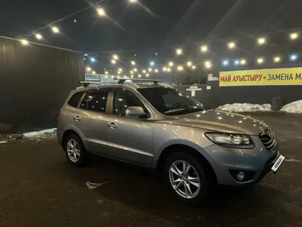 Hyundai Santa Fe 2010 года за 8 200 000 тг. в Алматы – фото 4