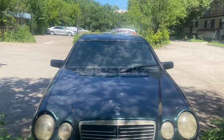 Mercedes-Benz E 200 1995 года за 1 500 000 тг. в Караганда