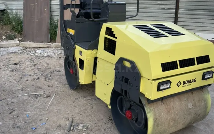 Bomag  BM 100 2002 года за 6 200 000 тг. в Астана