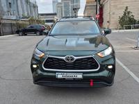 Toyota Highlander 2022 года за 22 000 000 тг. в Актау