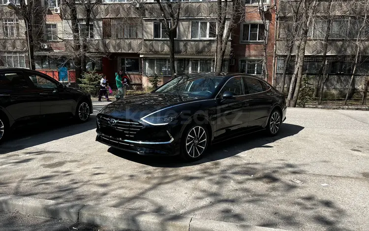 Hyundai Sonata 2022 годаүшін13 500 000 тг. в Алматы