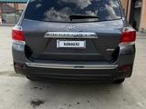 Toyota Highlander 2012 годаүшін8 450 000 тг. в Атырау – фото 3