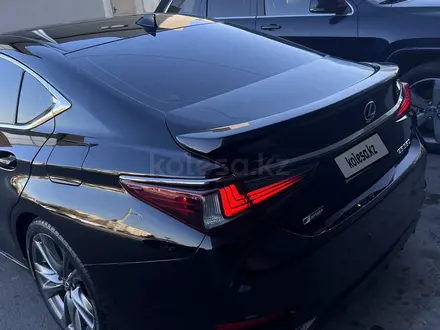 Lexus ES 350 2020 года за 23 000 000 тг. в Актау – фото 6