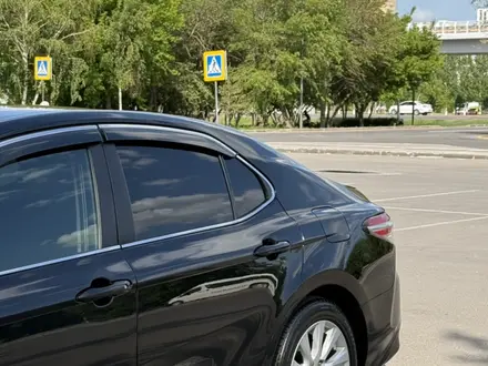 Toyota Camry 2017 года за 11 600 000 тг. в Астана – фото 8
