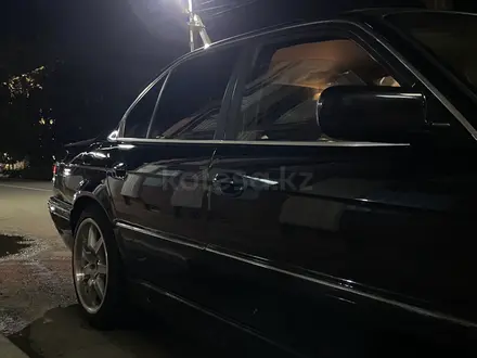 BMW 730 1995 года за 3 000 000 тг. в Уральск – фото 21