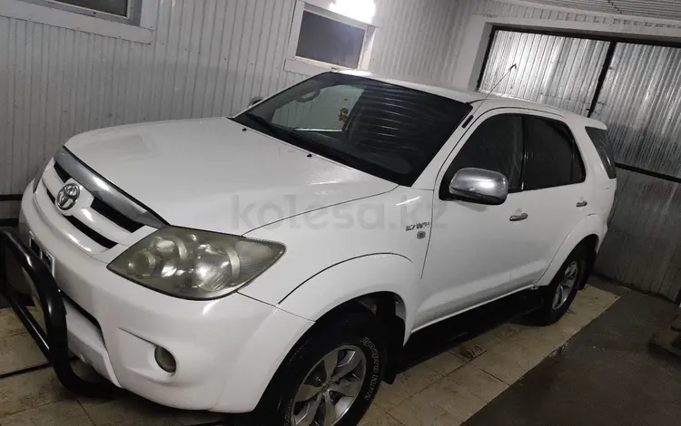 Toyota Fortuner 2006 годаүшін6 800 000 тг. в Атырау