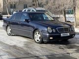 Mercedes-Benz E 320 2000 года за 4 900 000 тг. в Алматы – фото 4