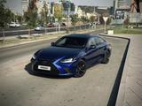 Lexus ES 300h 2023 года за 25 500 000 тг. в Алматы