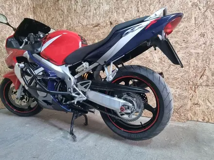 Honda  CBR 600F 2004 года за 2 700 000 тг. в Астана – фото 8