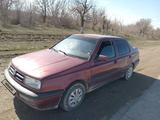 Volkswagen Vento 1992 годаfor850 000 тг. в Тараз – фото 3