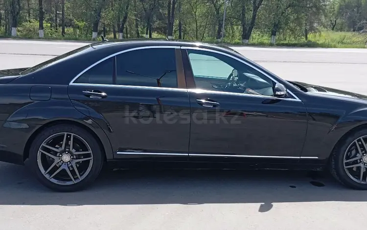 Mercedes-Benz S 350 2005 года за 8 000 000 тг. в Астана