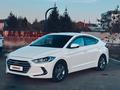 Hyundai Elantra 2018 годаfor7 900 000 тг. в Алматы – фото 5