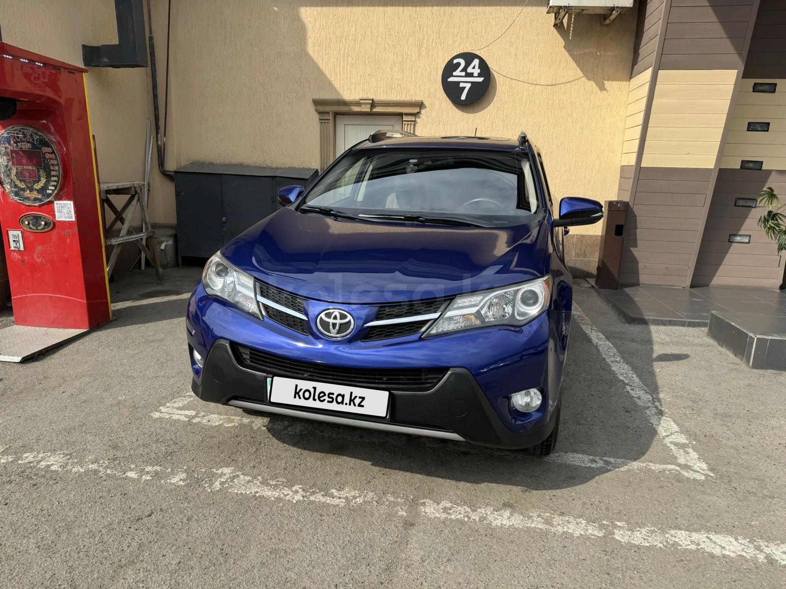 Toyota RAV4 2014 г.