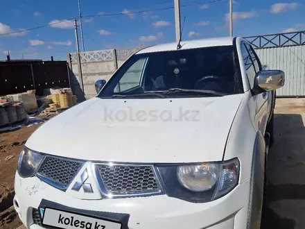 Mitsubishi L200 2013 года за 5 000 000 тг. в Атырау