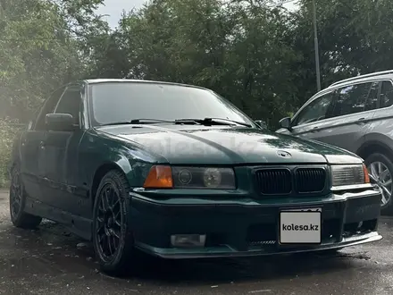 BMW 335 1992 года за 2 300 000 тг. в Алматы