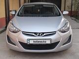 Hyundai Elantra 2014 года за 6 100 000 тг. в Шымкент – фото 2