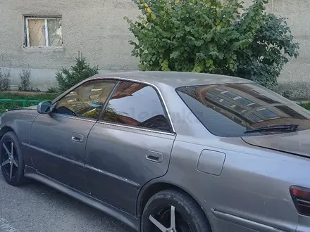 Toyota Mark II 1996 года за 1 700 000 тг. в Усть-Каменогорск – фото 2