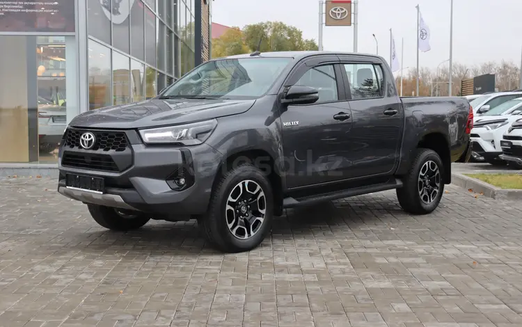 Toyota Hilux 2024 года за 27 420 000 тг. в Петропавловск