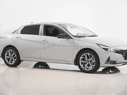 Hyundai Elantra 2021 года за 10 220 000 тг. в Алматы – фото 5