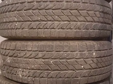 Bfgoodrich 235/65/r17 original r17 зимние за 160 000 тг. в Атырау