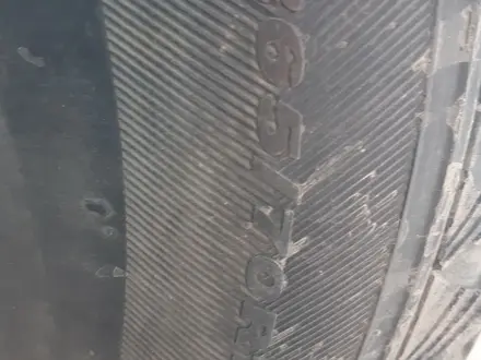 Шины, колеса, резина зимние с дисками за 250 000 тг. в Отеген-Батыр – фото 3