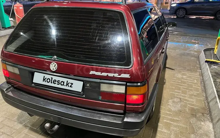 Volkswagen Passat 1990 годаүшін1 800 000 тг. в Караганда