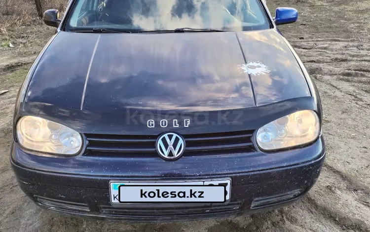 Volkswagen Golf 1998 годаүшін2 400 000 тг. в Степногорск