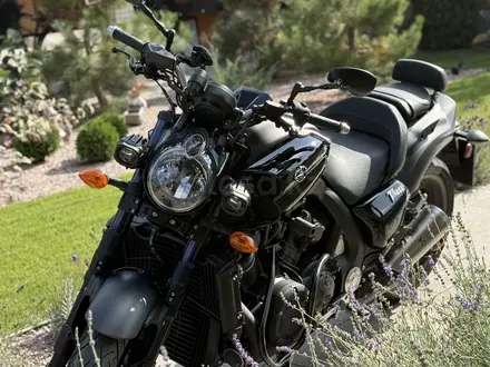 Yamaha  VMAX 1700 2014 года за 9 500 000 тг. в Алматы – фото 12