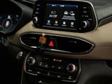 Hyundai Santa Fe 2019 года за 9 000 000 тг. в Актобе – фото 4