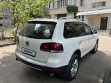 Volkswagen Touareg 2007 года за 5 700 000 тг. в Алматы – фото 3