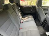 Volkswagen Touareg 2007 года за 5 700 000 тг. в Алматы – фото 5