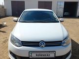 Volkswagen Polo 2014 года за 4 600 000 тг. в Кульсары – фото 2