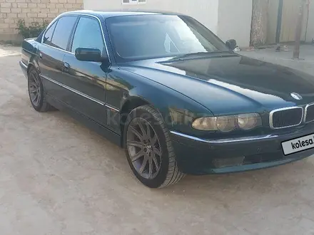 BMW 728 1998 года за 3 300 000 тг. в Актау – фото 2