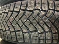 235-60-17 Pirelli Ice Zero Friction за 77 000 тг. в Алматы