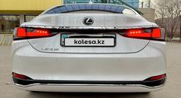Lexus ES 250 2022 годаүшін22 300 000 тг. в Атырау – фото 3