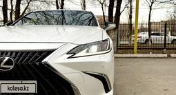 Lexus ES 250 2022 годаүшін22 300 000 тг. в Атырау