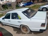 Mercedes-Benz E 230 1989 года за 500 000 тг. в Астана – фото 4