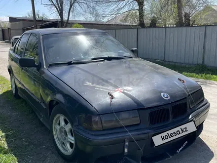 BMW 320 1993 года за 1 250 000 тг. в Алматы – фото 11