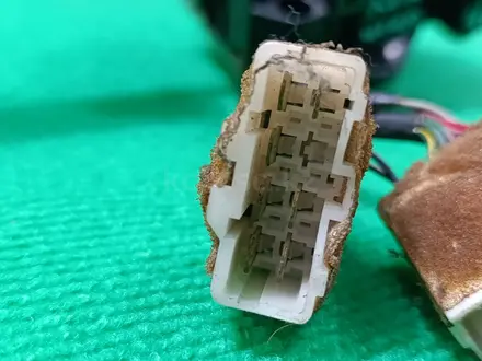 Гитара вертолет на RVR и Шариот за 20 000 тг. в Астана – фото 3