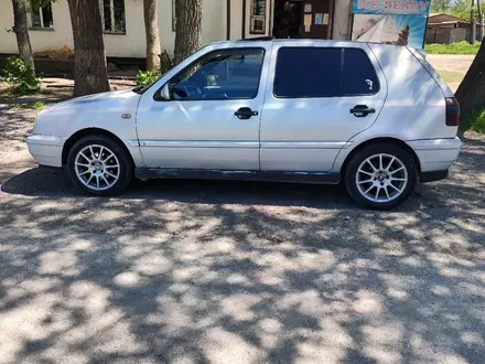 Volkswagen Golf 1996 года за 2 100 000 тг. в Алматы