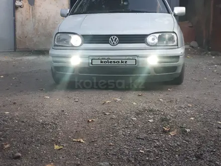 Volkswagen Golf 1996 года за 2 100 000 тг. в Алматы – фото 7