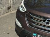 Hyundai Santa Fe 2016 года за 8 299 000 тг. в Усть-Каменогорск – фото 3