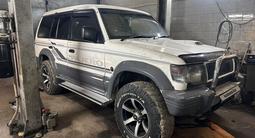 Mitsubishi Pajero 1996 годаүшін1 000 000 тг. в Алматы