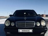 Mercedes-Benz E 280 1999 годаfor3 500 000 тг. в Астана