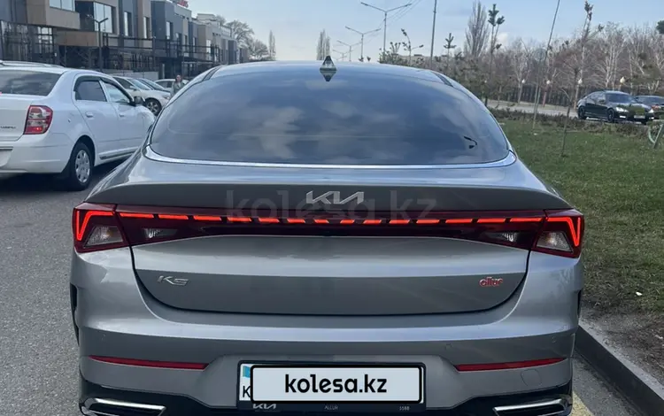 Kia K5 2022 года за 13 900 000 тг. в Алматы