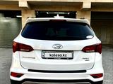 Hyundai Santa Fe 2016 года за 9 000 000 тг. в Шымкент – фото 4