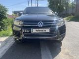 Volkswagen Touareg 2011 года за 8 000 000 тг. в Шымкент